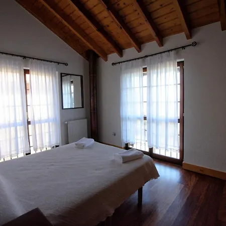 Apartment La De Bienvenida Tezanos